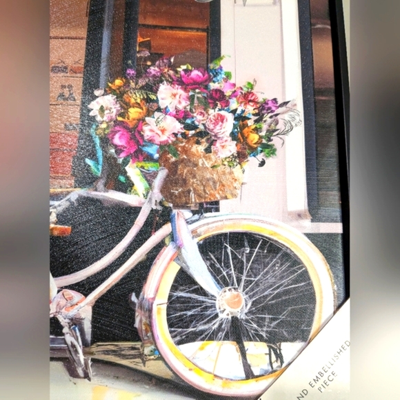 Gucci Cafe Canvas Bicycle With Flower Bouquet Gapped Black Frame NWT - Picture 6 of 11